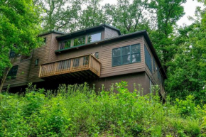 Spacious 4BR Just 7 Min to Downtown Gatlinburg